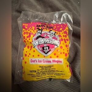 Happy Meal 1994 Animaniacs dot’s ice cream wagon